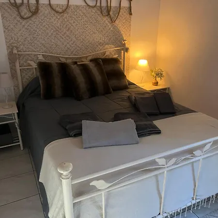 T2-48m2 ā Santa Lucia Raphaël Appartement *