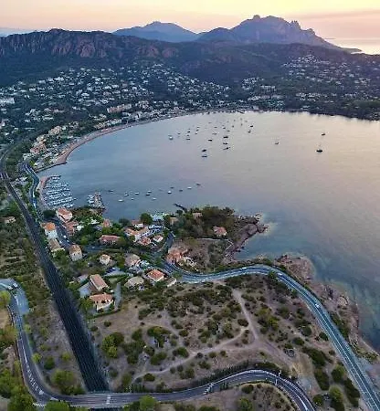 Apartment Grand T2 48m2 Calme Parking Port Santa Lucia Saint-Raphaël