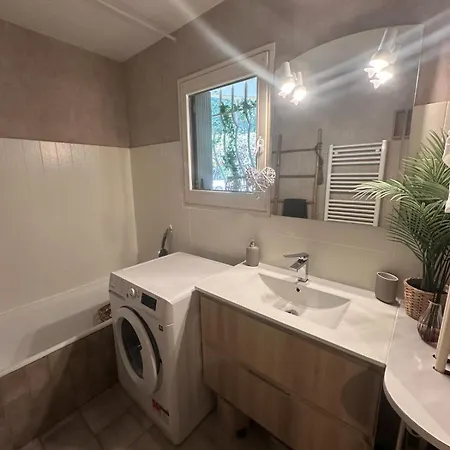 Apartment Grand T2 48m2 Calme Parking Port Santa Lucia *