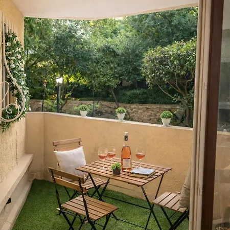 Grand T2 48m2 Calme Parking Port Santa Lucia Апартаменты *