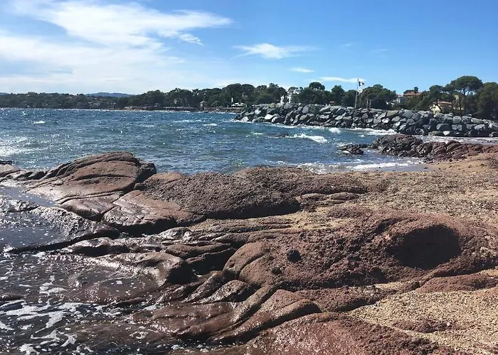 Apartment Grand T2 48m2 Calme Parking Port Santa Lucia