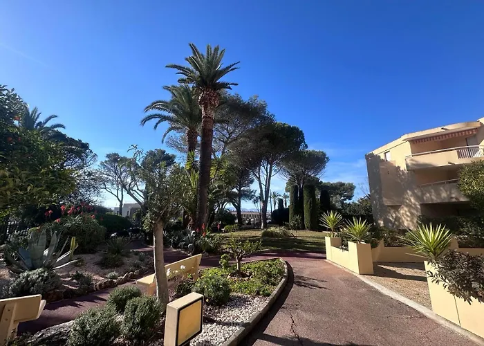 Grand T2 48m2 Calme Parking Port Santa Lucia *